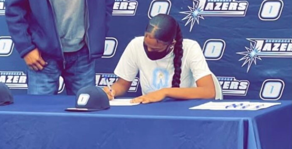 Syracuse Academy of Science high school senior, Yashona Jackson officially signs with Onondaga Community College to play women’s basketball for the Lazers.