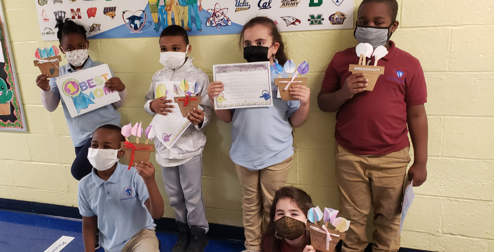 Syracuse Academy of Science elementary school hybrid learning Atoms share their Mother’s Day crafts and creations for the marvelous woman in their life.