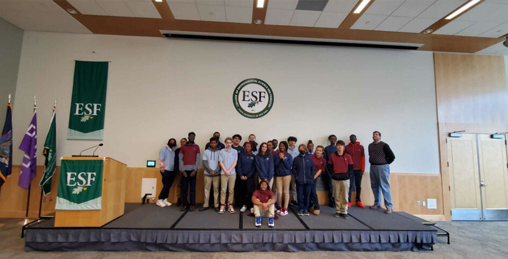 Syracuse Academy of Science Atoms Taking "ESF in the High School" Classes Tour Campus