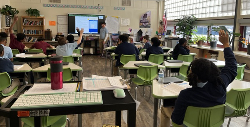 Syracuse Academy of Science Students get an ELA Lesson from a 7th Grade Student