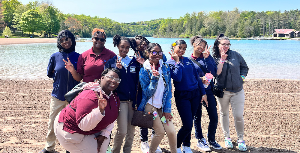 10th Graders at Syracuse Academy of Science go on Hike at Green Lakes