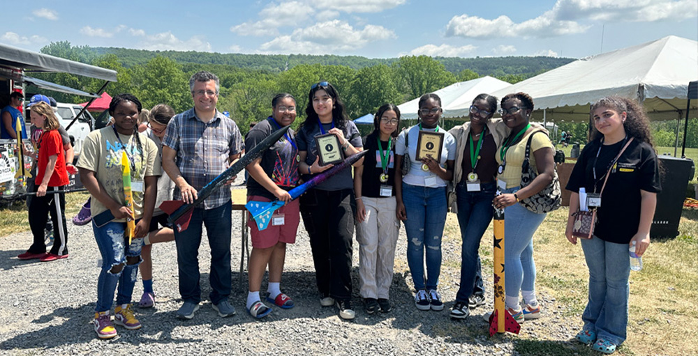 Syracuse Academy of Science Robotics Team Competes in CNY Rocket Team Challenge 