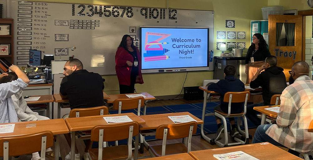 SAS ES Families Attend 2025 Curriculum Night